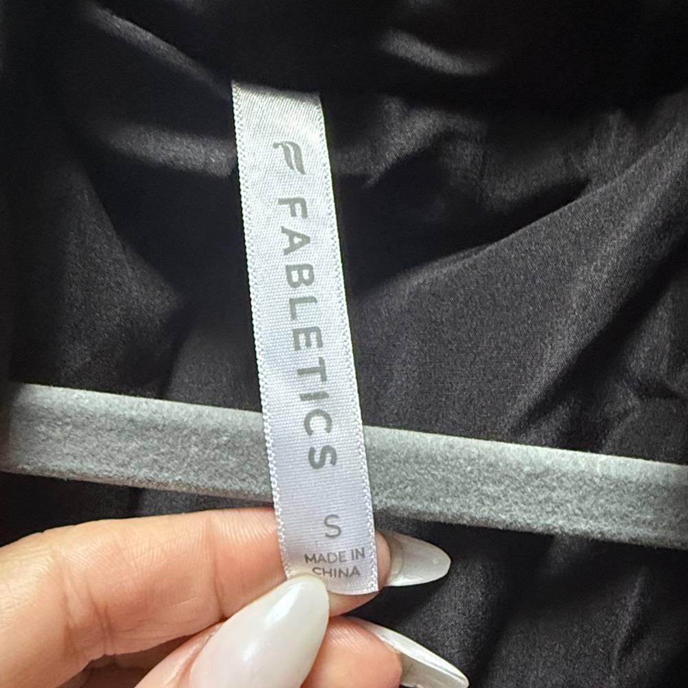 Fabletics Cropped Black Puffer Jacket - image 6